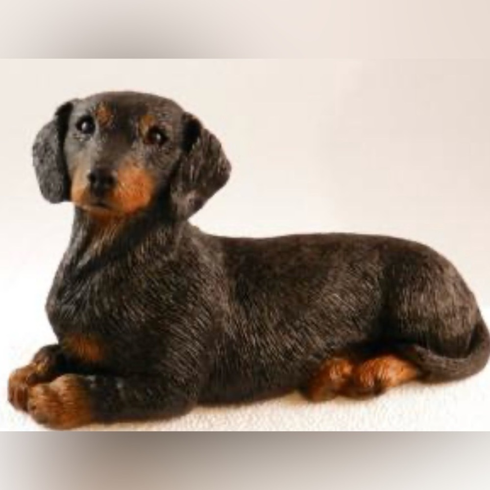 Sandicast Vintage Dachshund Dog, black and brown Figurine Made in USA